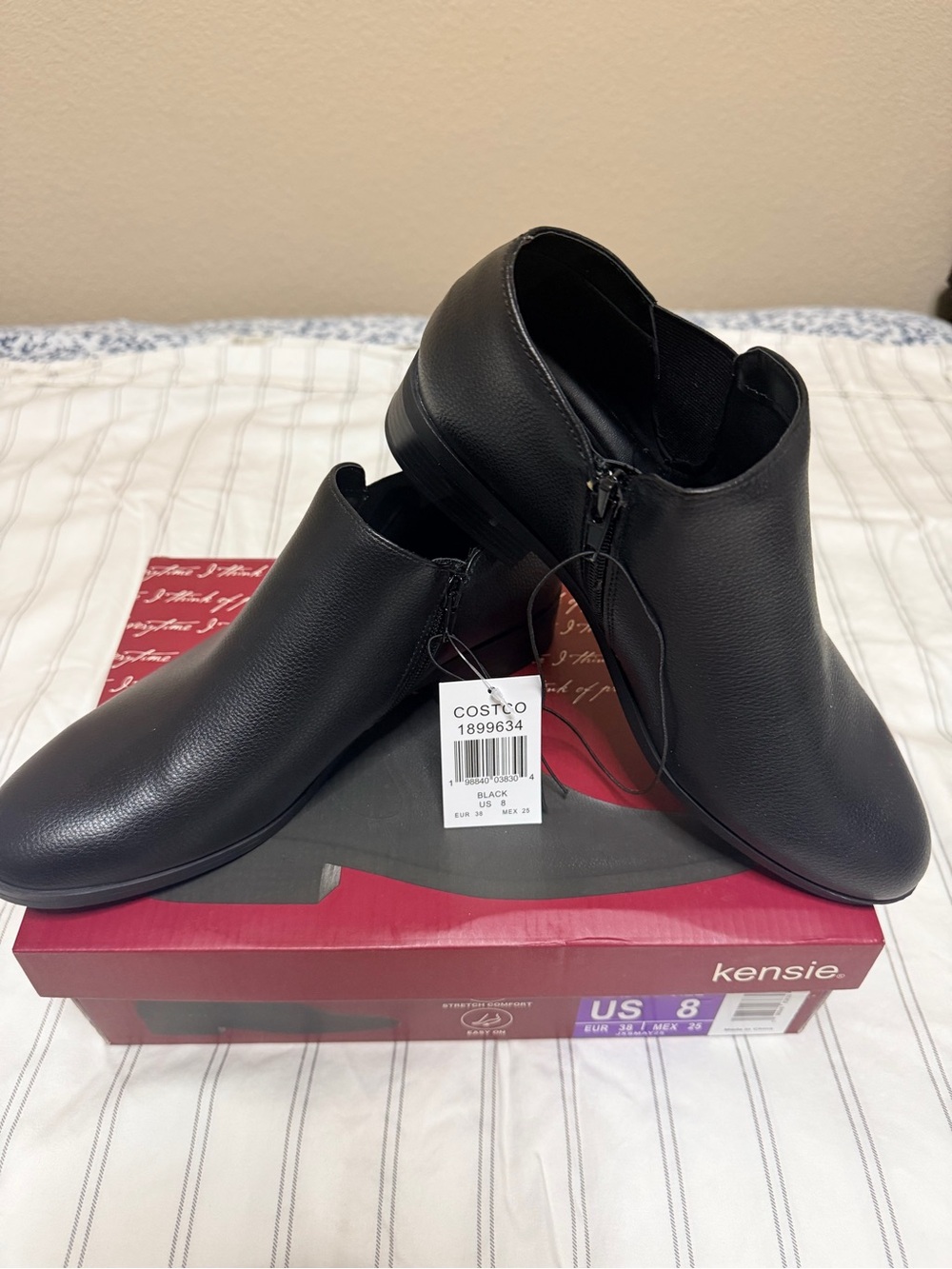 Kensie Black Smooth Zip Chukka Boots for Men